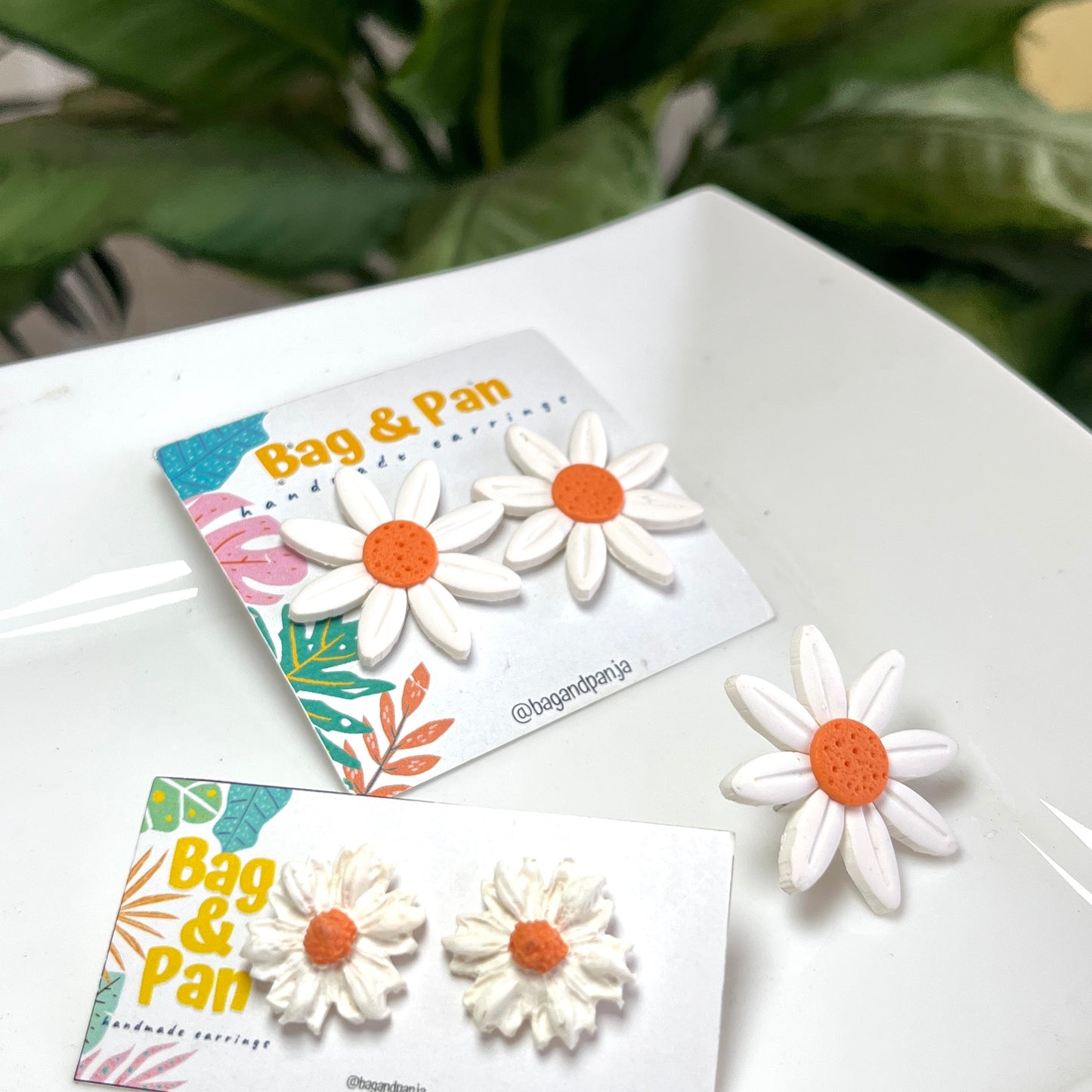 White Daisy Polymer Clay Knob Earrings