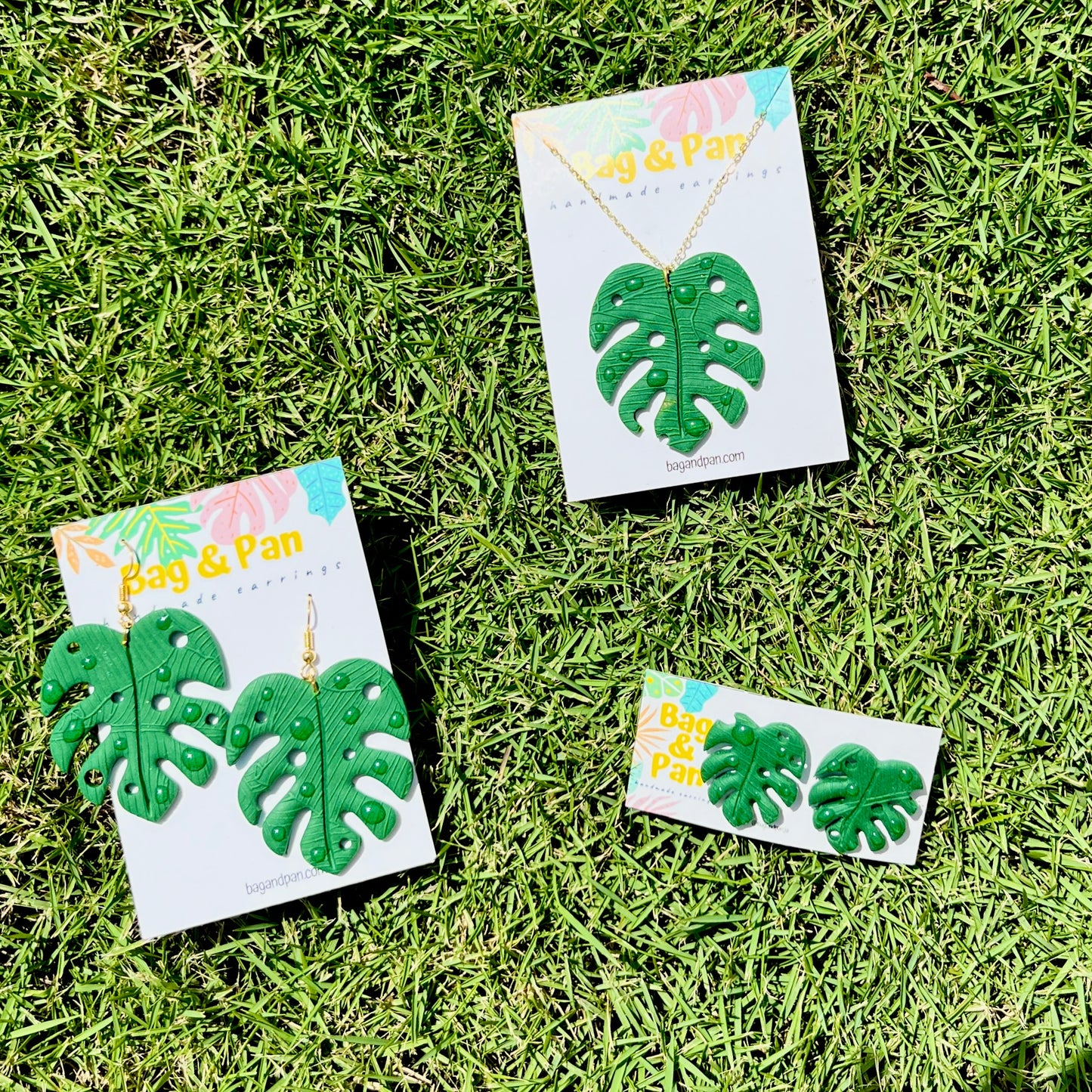 Mini-Monstera Leaf Polymer Clay Knob Earrings